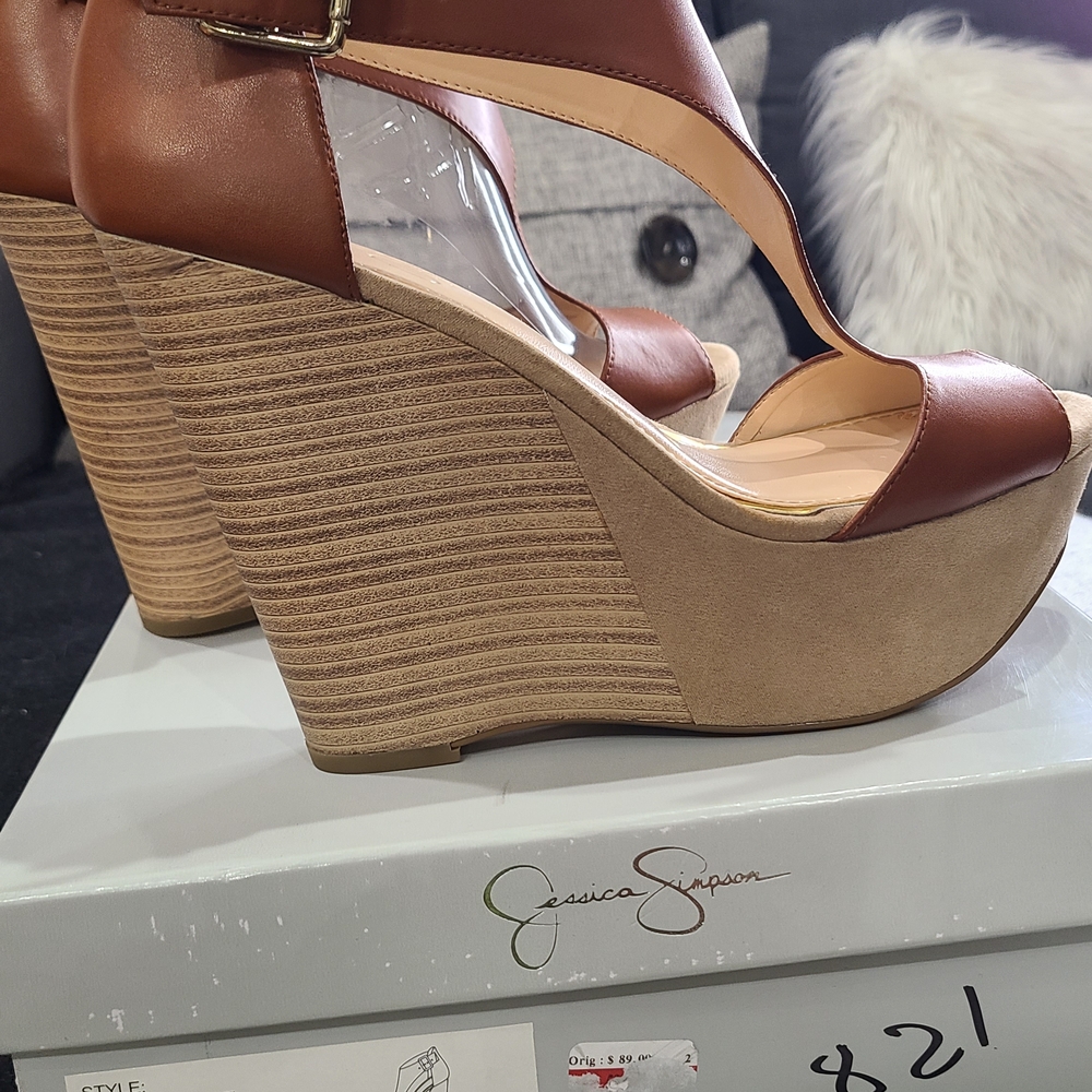 Jessica Simpson Brown Tan Wedges with Stylish Comfort